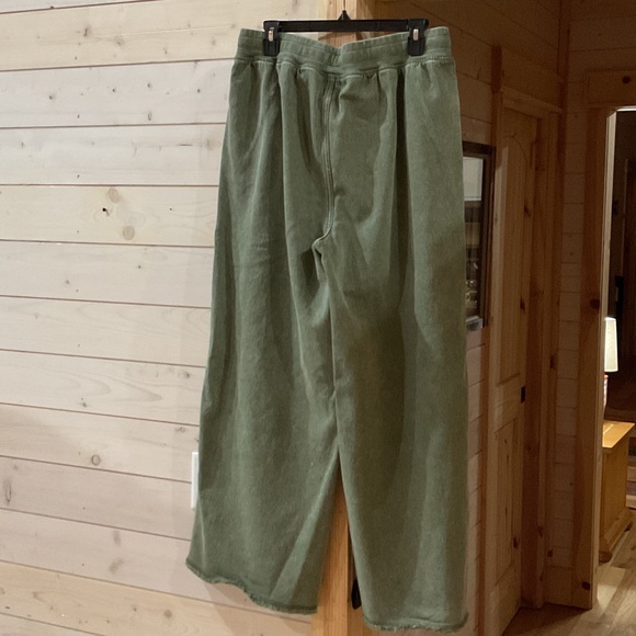 Aerie Olive Wide Leg Pants - Picture 2 of 3